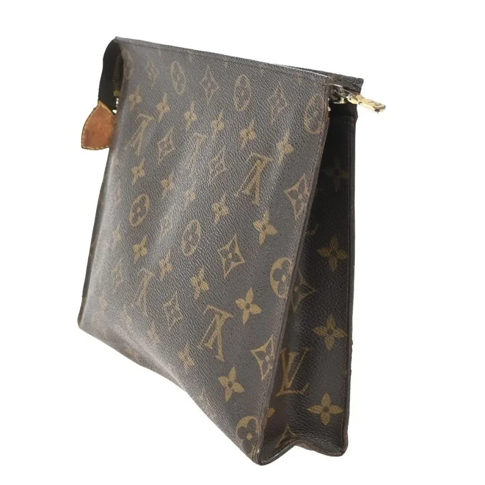 LOUIS VUITTON Poche Toilette 26 Clutch Hand Bag Monogram Leather M47542 01YH581